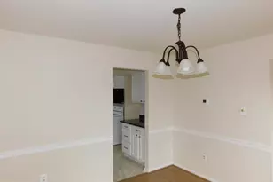 916 Pointer Ridge Dr, Gaithersburg, MD 20878 - Photo 8