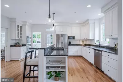 5221 Locust Avenue, Bethesda, MD 20814 - Photo 6