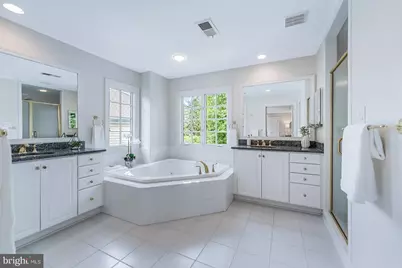 5221 Locust Avenue, Bethesda, MD 20814 - Photo 20