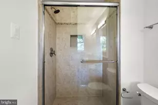 11822 Enid Dr, Potomac, MD 20854 - Photo 24