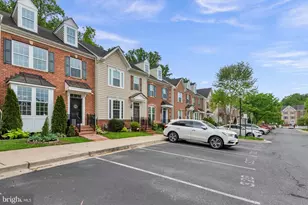 11681 Emerald Green Dr, Clarksburg, MD 20871 - Photo 6