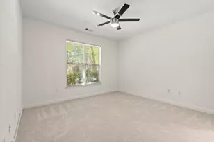 501 Hungerford Dr, Rockville, MD 20850 - Photo 16