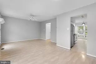 16 Gravenhurst Ct, North Potomac, MD 20878 - Photo 6