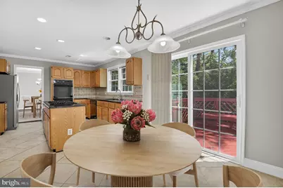 11601 Letterman Way, Gaithersburg, MD 20878 - Photo 10