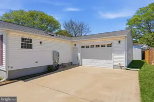 7409 Lake Katrine Terrace, Gaithersburg, MD 20879 - Photo 34