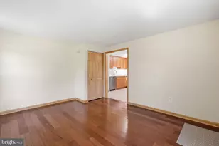 7409 Lake Katrine Terrace, Gaithersburg, MD 20879 - Photo 10