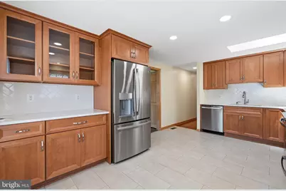7409 Lake Katrine Terrace, Gaithersburg, MD 20879 - Photo 8