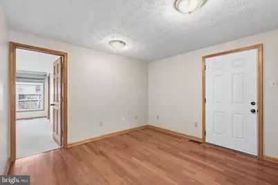 7409 Lake Katrine Terrace, Gaithersburg, MD 20879 - Photo 12