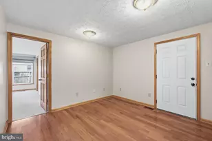 7409 Lake Katrine Terrace, Gaithersburg, MD 20879 - Photo 12