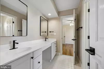 12119 Red Admiral Way, Germantown, MD 20876 - Photo 34