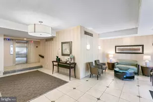 4800 Chevy Chase Dr, Chevy Chase, MD 20815 - Photo 4