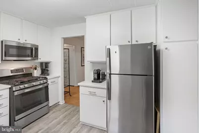 4800 Chevy Chase Drive #207, Chevy Chase, MD 20815 - Photo 12