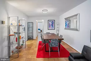 4800 Chevy Chase Dr, Chevy Chase, MD 20815 - Photo 10