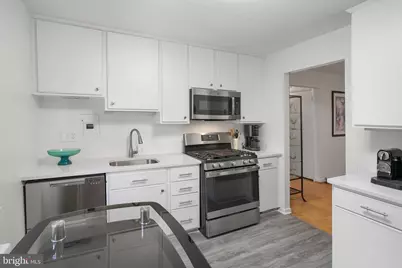 4800 Chevy Chase Drive #207, Chevy Chase, MD 20815 - Photo 14