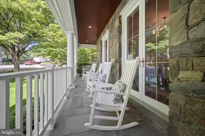 8539 Rapley Preserve Circle, Potomac, MD 20854 - Photo 4