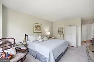 5225 Pooks Hill Rd, Bethesda, MD 20814 - Photo 16