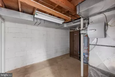 11817 Rosalinda, Rockville, MD 20854 - Photo 32