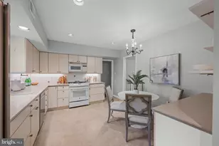 11817 Rosalinda, Rockville, MD 20854 - Photo 10