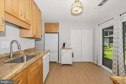 19520 Gallatin Court, Montgomery Village, MD 20886 - Photo 16
