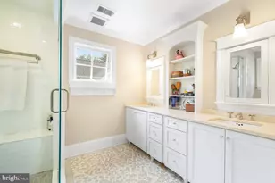 4004 Underwood St, Chevy Chase, MD 20815 - Photo 26