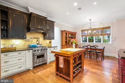 4004 Underwood Street, Chevy Chase, MD 20815 - Photo 10