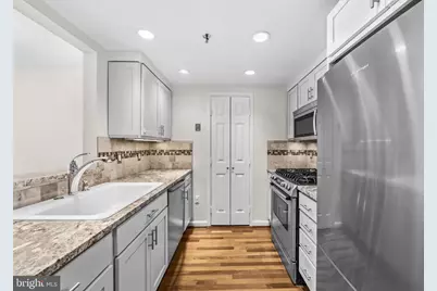 4808 Moorland Lane #607, Bethesda, MD 20814 - Photo 8