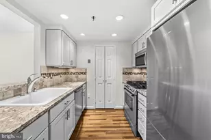 4808 Moorland Ln, Bethesda, MD 20814 - Photo 8