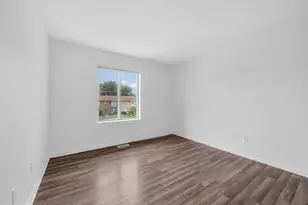 17633 Amity Dr, Gaithersburg, MD 20877 - Photo 40