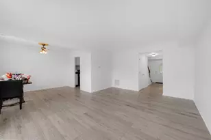 17633 Amity Dr, Gaithersburg, MD 20877 - Photo 10