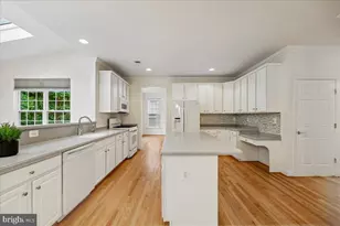 11416 Ramsburg Ct, North Potomac, MD 20878 - Photo 30