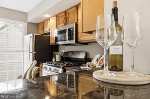 8 Winter Garden Ct, Olney, MD 20832 - Photo 14
