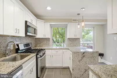 2448 Sun Valley Circle #7-J, Silver Spring, MD 20906 - Photo 12