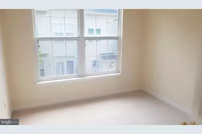 9609 Athens Place, Gaithersburg, MD 20878 - Photo 12