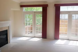 9609 Athens Pl, Gaithersburg, MD 20878 - Photo 4