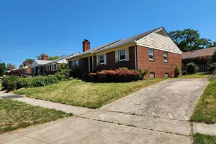 9709 Admiralty Dr, Silver Spring, MD 20910 - Photo 2