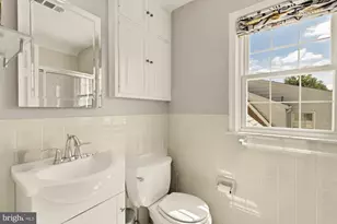7208 Delfield St, Chevy Chase, MD 20815 - Photo 30