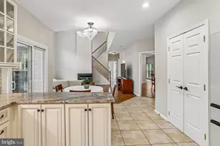 11603 Seneca Forest Cir, Germantown, MD 20876 - Photo 18
