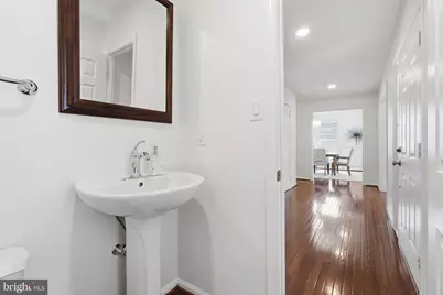1122 Bettstrail Way, Potomac, MD 20854 - Photo 12