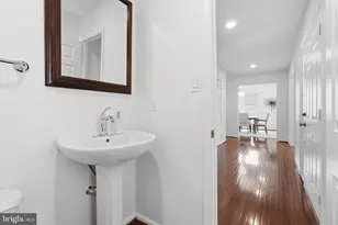 1122 Bettstrail Way, Potomac, MD 20854 - Photo 12