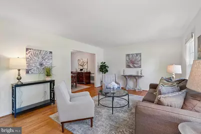 4716 Sunflower Drive, Rockville, MD 20853 - Photo 8