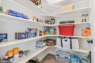 6930 Silver Linden St, Bethesda, MD 20817 - Photo 48