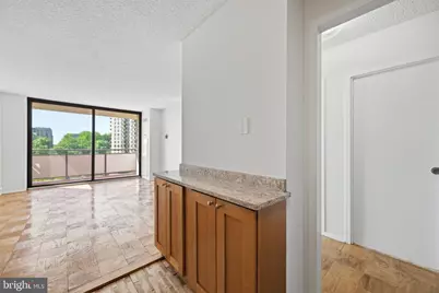 5225 Pooks Hill Road #517N, Bethesda, MD 20814 - Photo 4