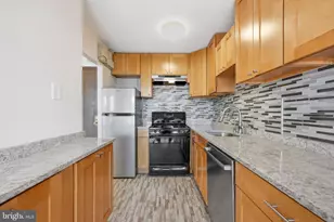 5225 Pooks Hill Rd, Bethesda, MD 20814 - Photo 10