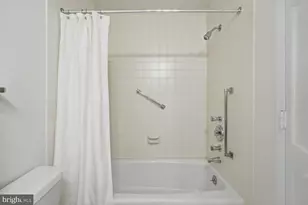 8101 Connecticut Ave, Chevy Chase, MD 20815 - Photo 36