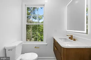 9815 Tiffany Hill Ct, Bethesda, MD 20814 - Photo 24