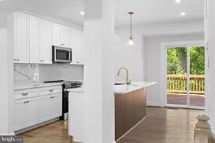 9815 Tiffany Hill Ct, Bethesda, MD 20814 - Photo 16