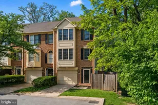 9815 Tiffany Hill Ct, Bethesda, MD 20814 - Photo 2
