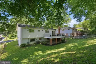 14429 Brad Dr, Rockville, MD 20853 - Photo 36