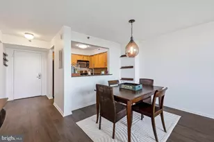 10101 Grosvenor Pl, Rockville, MD 20852 - Photo 14