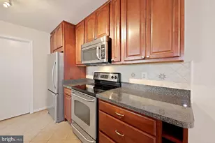 15435 Reprise Terrace, Rockville, MD 20850 - Photo 4